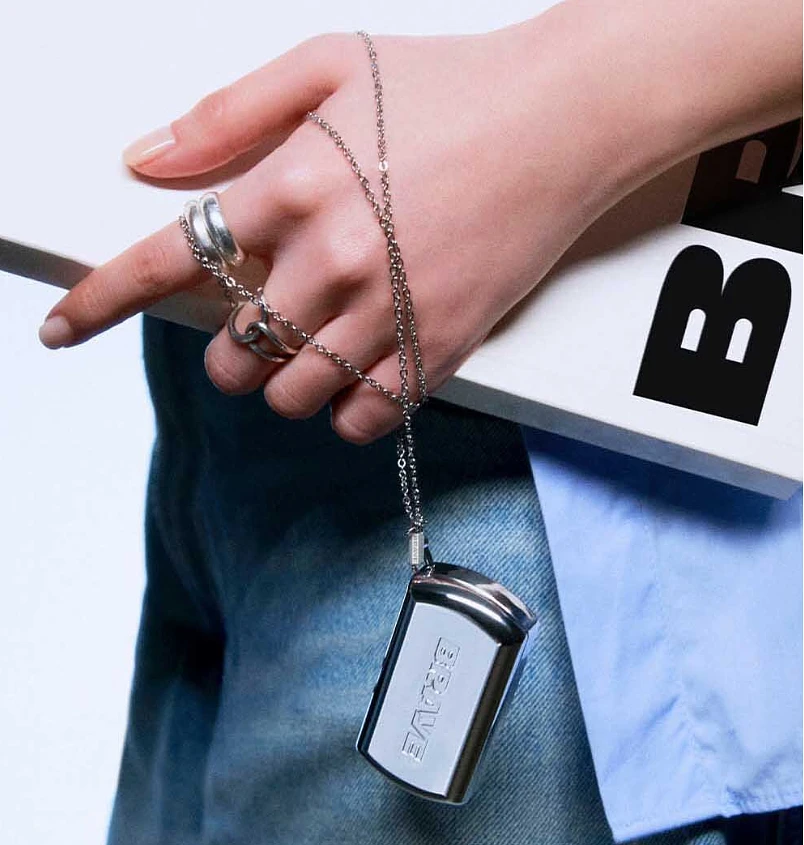 (Braye) Lip Sleek - Long strap