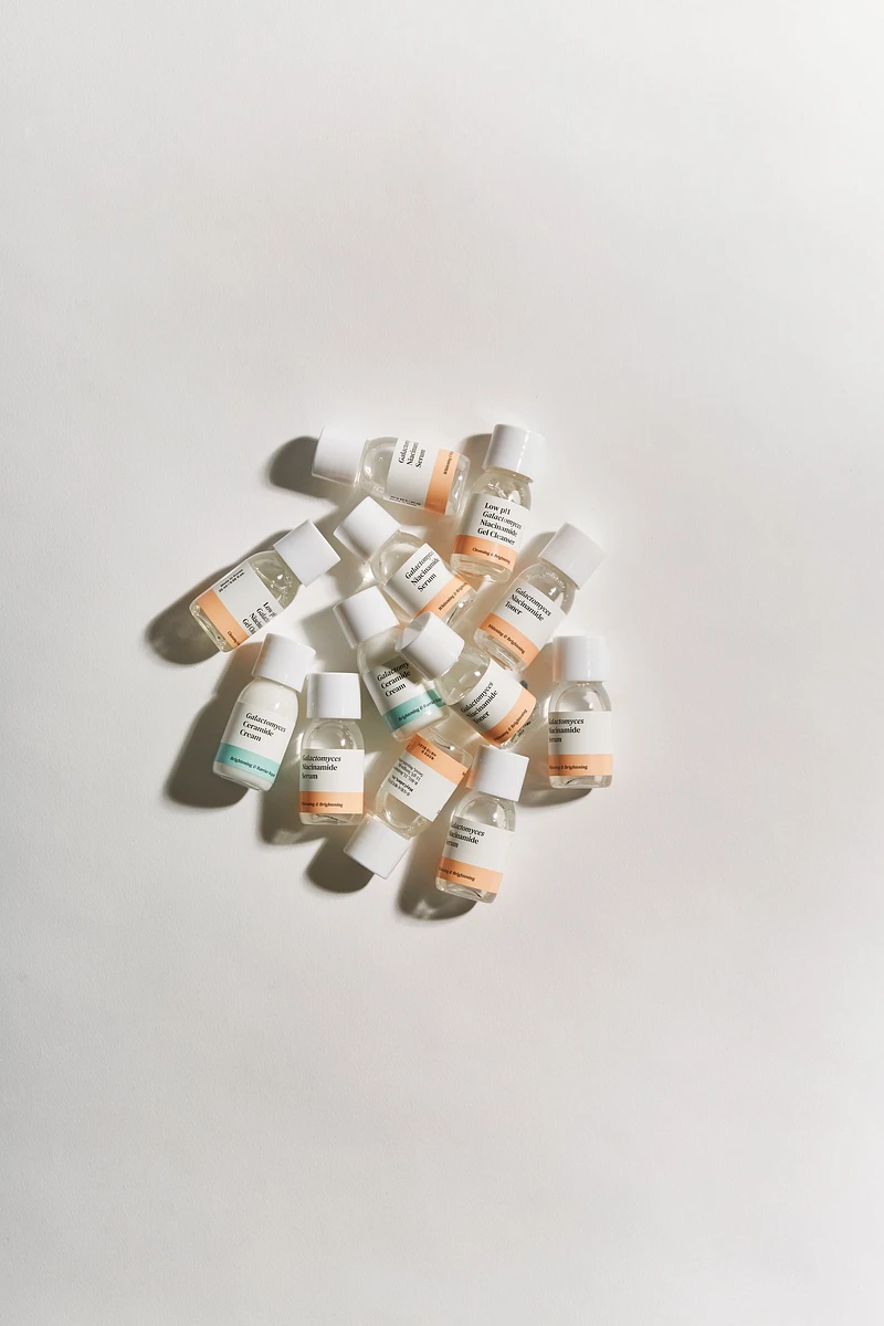 (4PM) Skin Care Mini Travel Kit